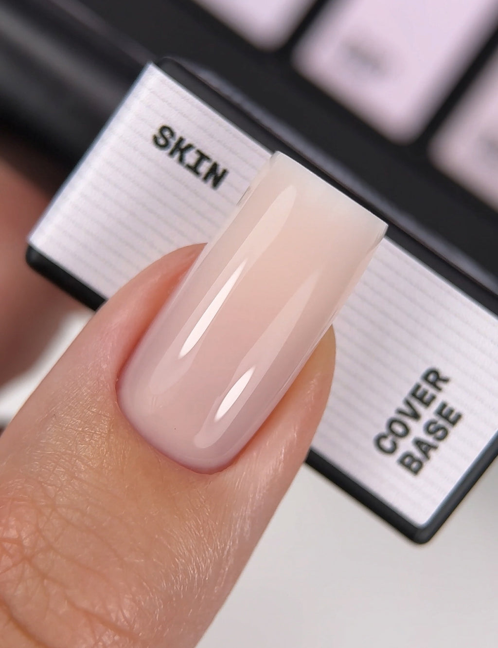 BIBLIOTEKA Cover Base Nr. 06 Skin – Warmes Beige Camouflage Nagelgrundierung | 10 ml