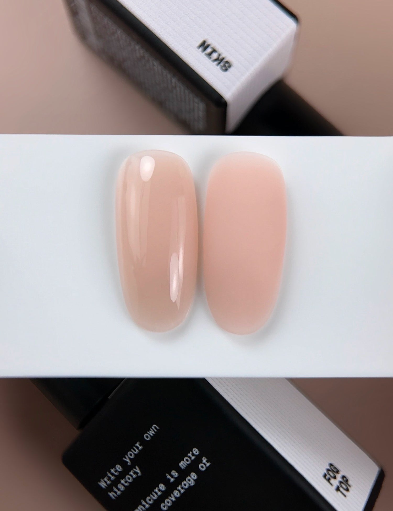 BIBLIOTEKA Cover Base Nr. 06 Skin – Warmes Beige Camouflage Nagelgrundierung | 10 ml