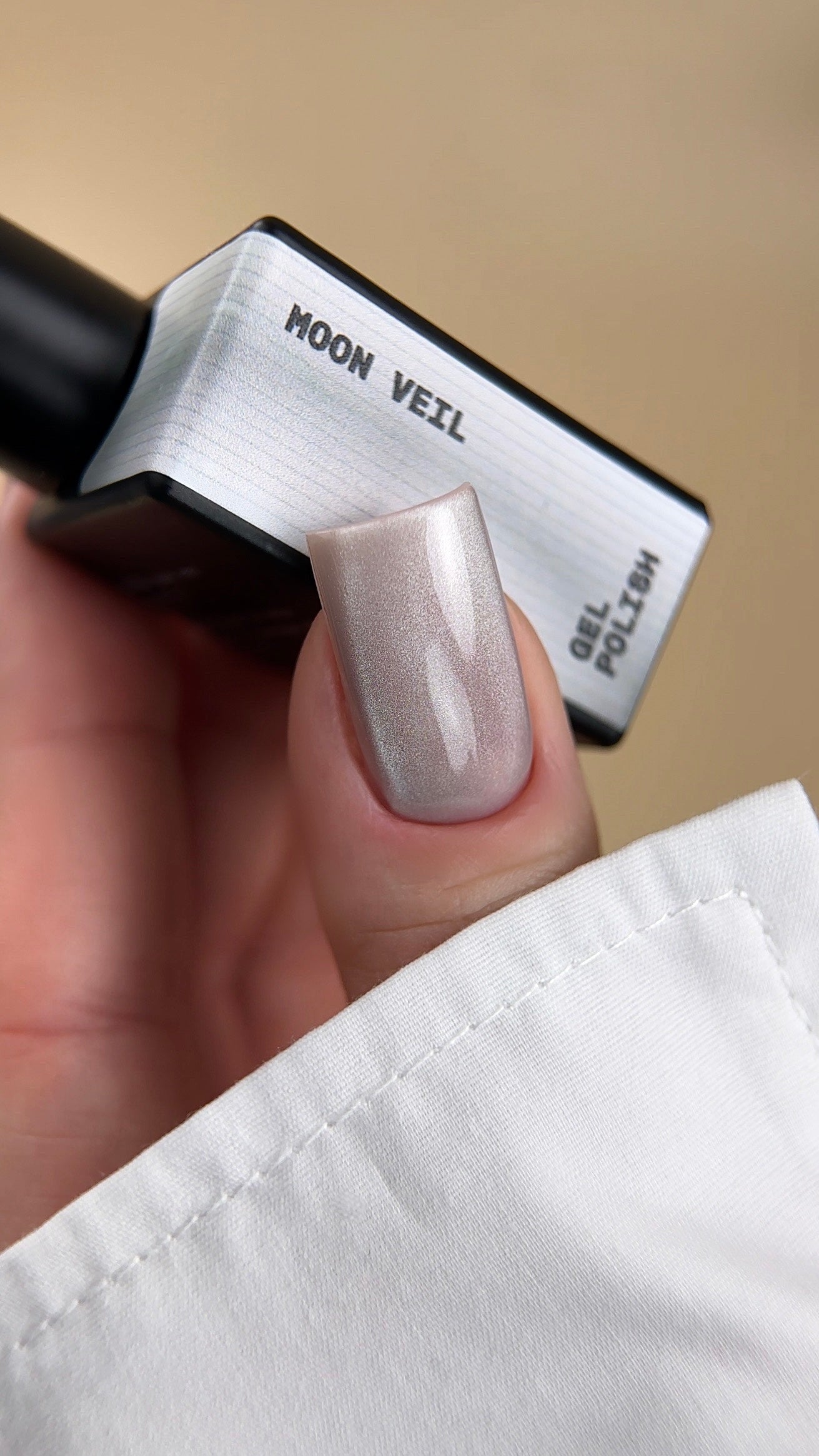 BIBLIOTEKA gel polish cat eye RAYS 09 Moon veil, 10 ml