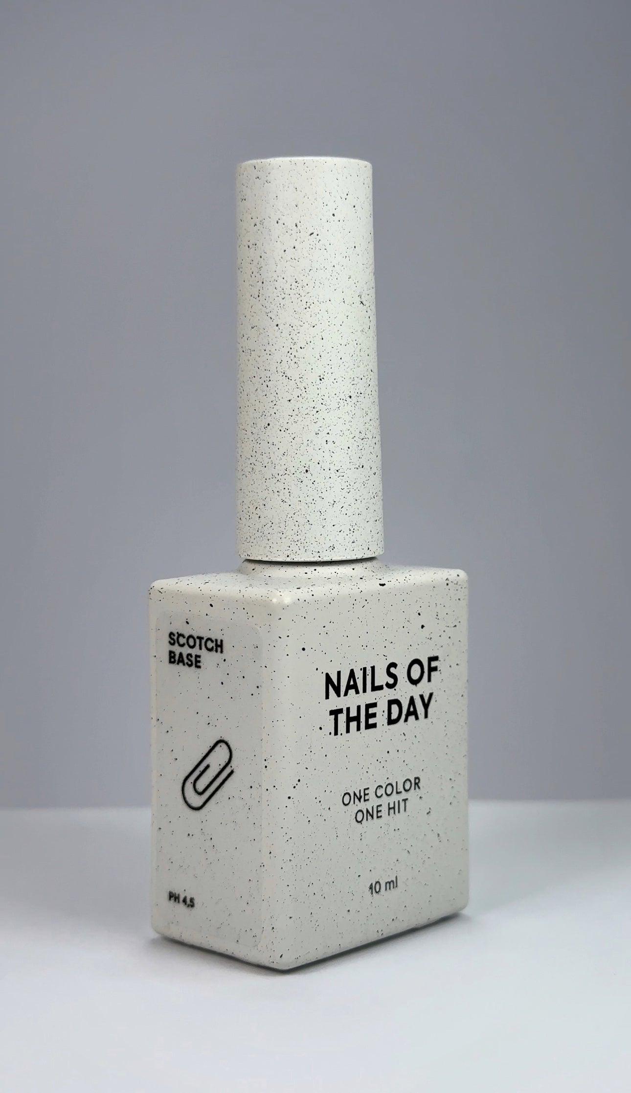 NAILSOFTHEDAY Scotch Base – flüssige Haftbasis für Nägel, 10 ml.