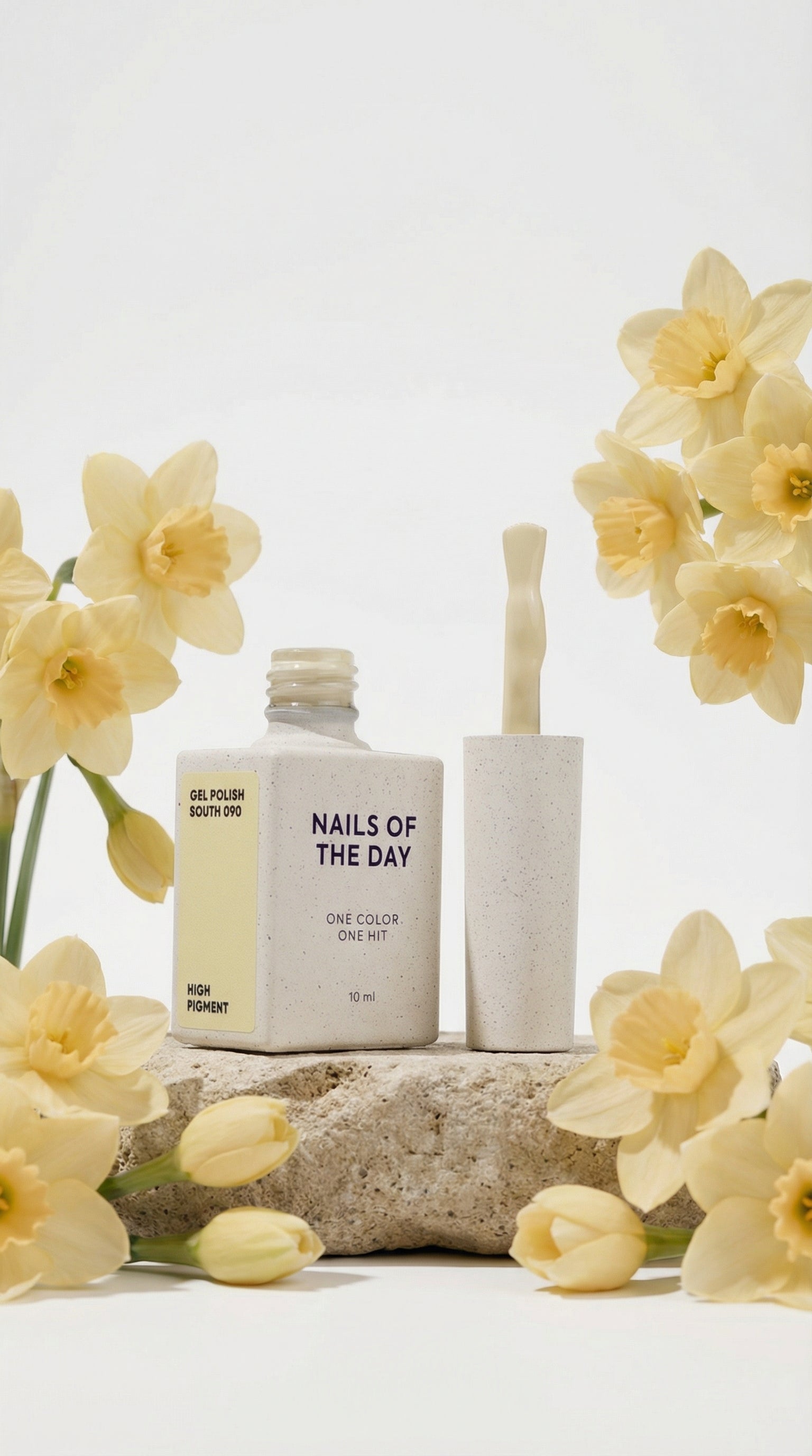 NAILSOFTHEDAY Gel Polish South 090 – pastel yellow gel nail polish, opaque in one coat.