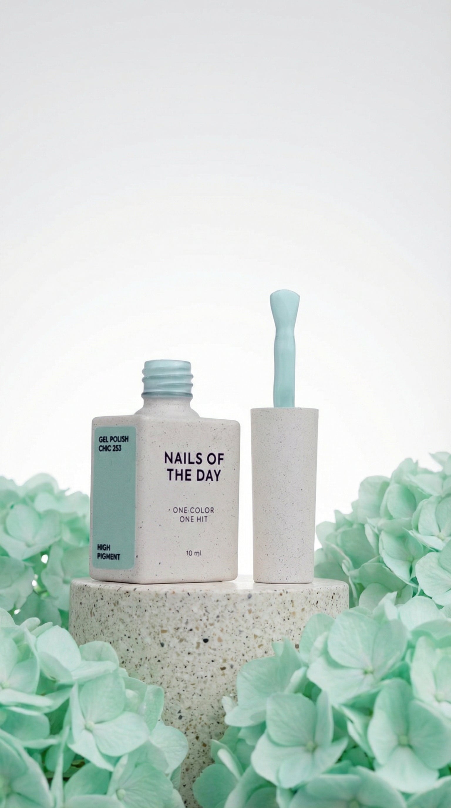 NAILSOFTHEDAY Gel Polish Chic 253 – pastel turquoise gel nail polish, opaque in one coat.