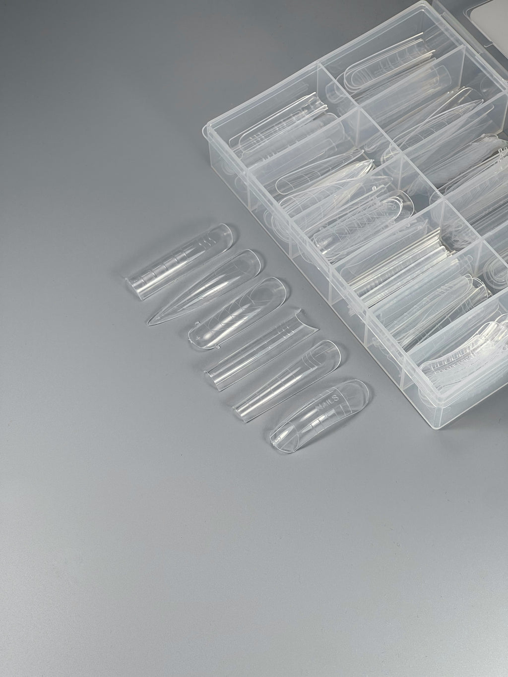 NAILSOFTHEDAY Dual Form Pro Mix 6 – 144 Nagelformen Set 6 Typen für Nagelverlängerung