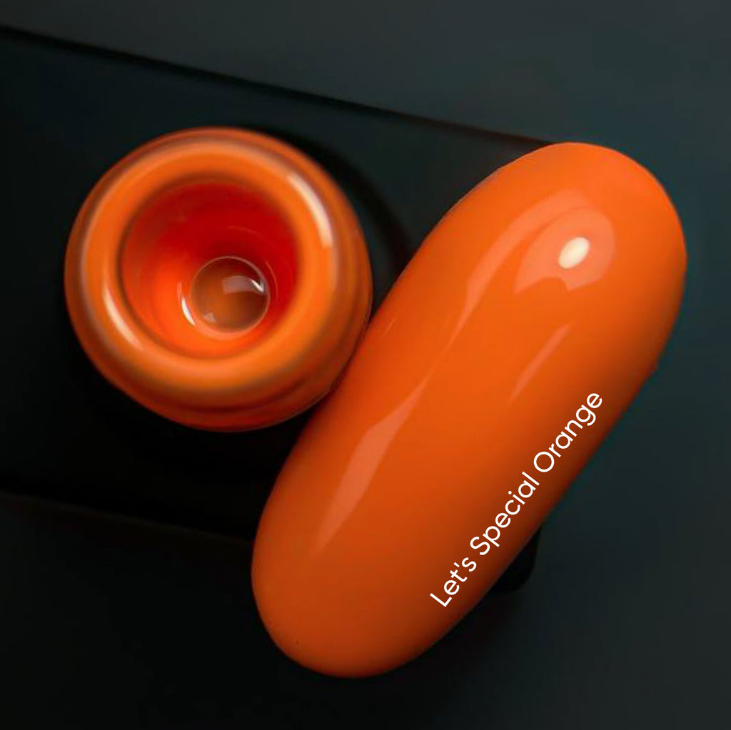 NAILSOFTHEDAY Gel Polish Orange – vernis à ongles gel orange, couvrant en une couche.