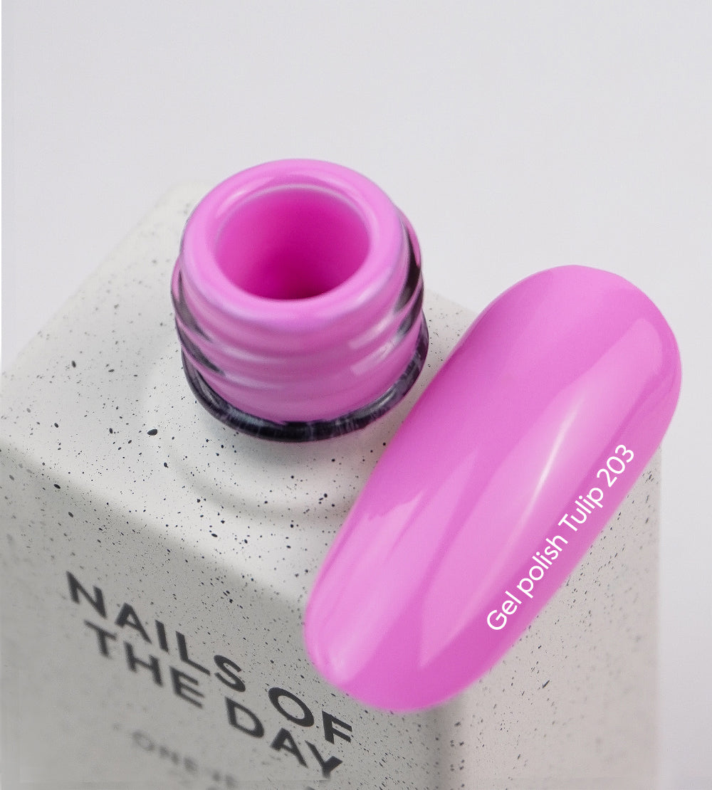 NAILSOFTHEDAY Gel Polish Tulip – cool pink gel nail polish, opaque in one coat.